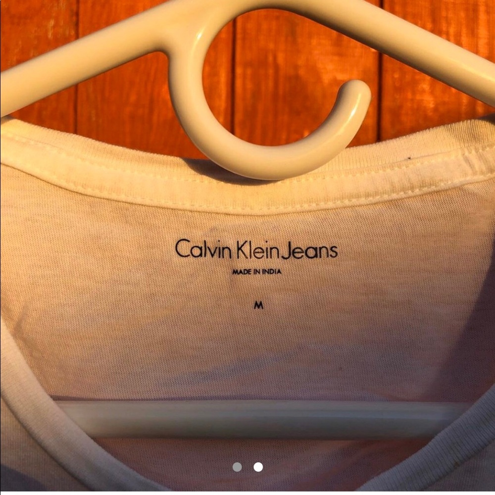 Calvin Klein shirt - Picture 2 of 2